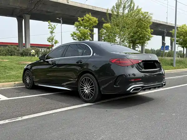 Mercedes-Benz C-Class 2022