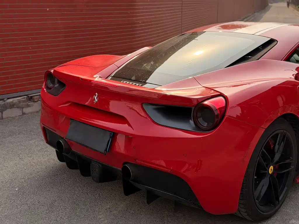 Ferrari 488 2016 — фото 14