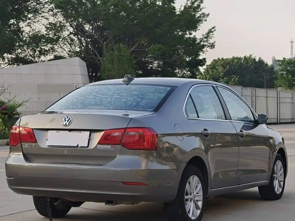 Volkswagen Jetta 2015
