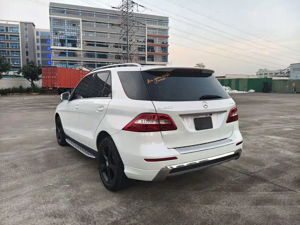 Mercedes-Benz M-Class 2015