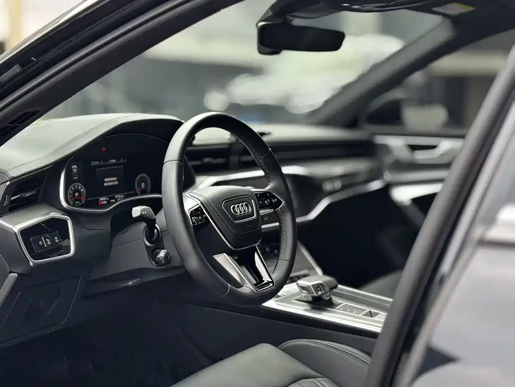 Audi A6L 2023 — фото 4