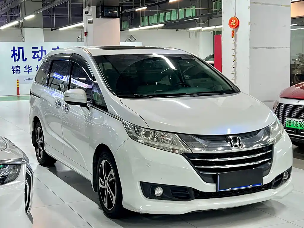 Honda Odyssey 2018 — фото 3