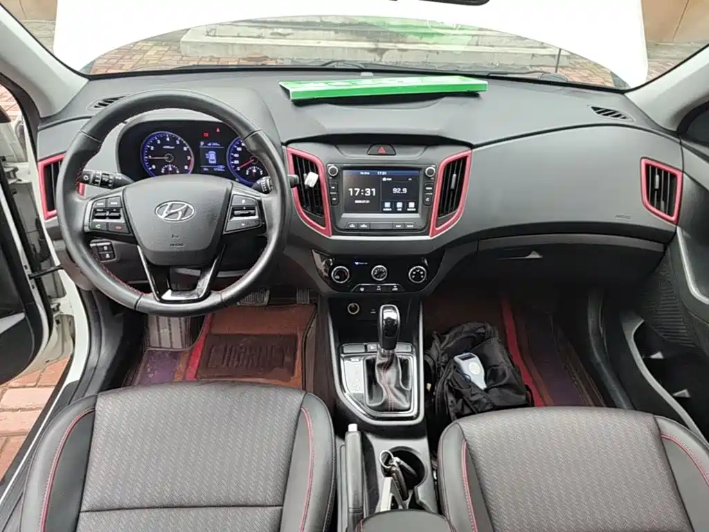 Hyundai ix25 2019 — фото 10