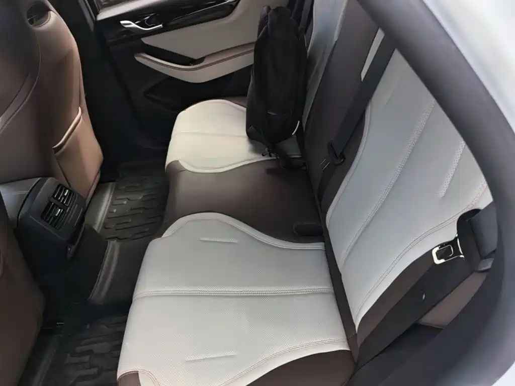 BYD Qin PLUS 2025 — фото 17