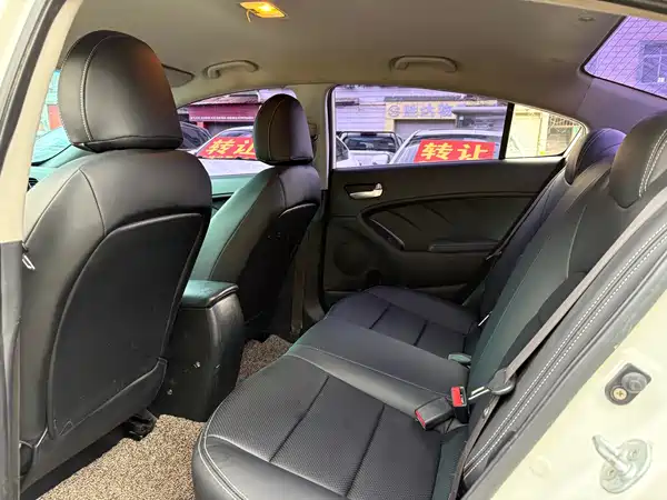 Kia K3 2016