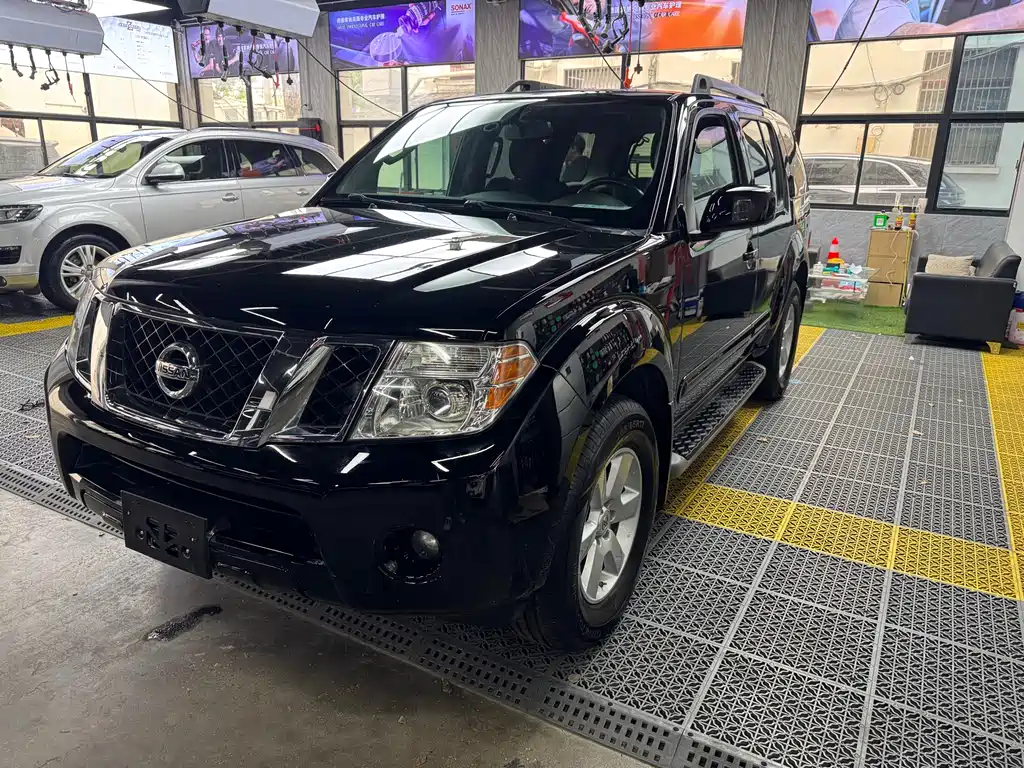 Nissan  2015 — фото 1