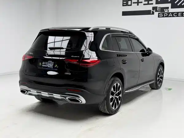 Mercedes-Benz GLC 2025