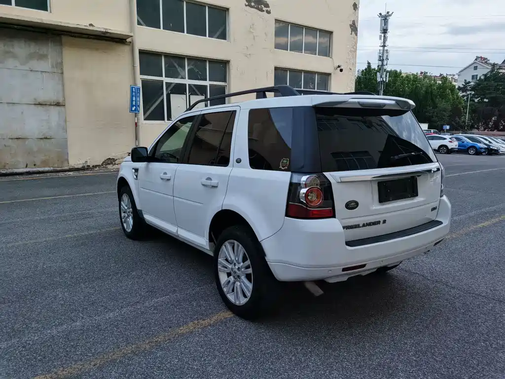 Land Rover Freelander 2 2014 — фото 7