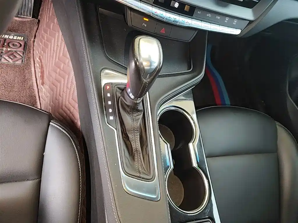 Cadillac CT4 2021 — фото 14