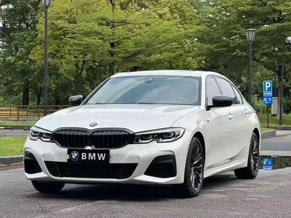 BMW 3 Series 2020