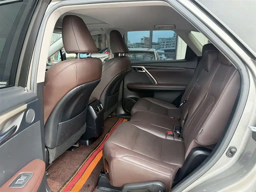 Lexus RX 2020