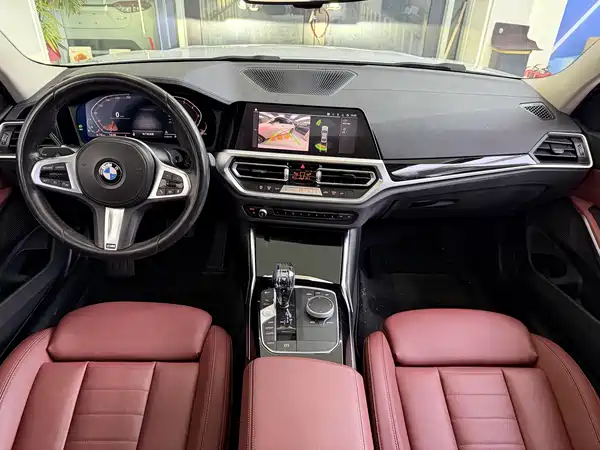 BMW 3 Series 2021