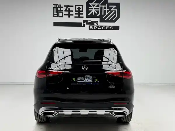 Mercedes-Benz GLC 2025