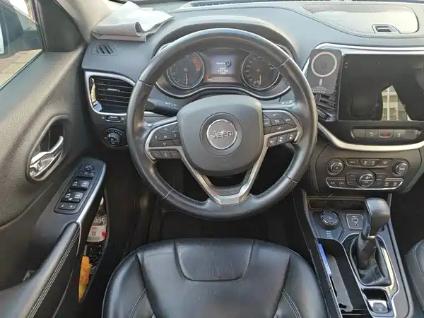 Jeep Cherokee 2019