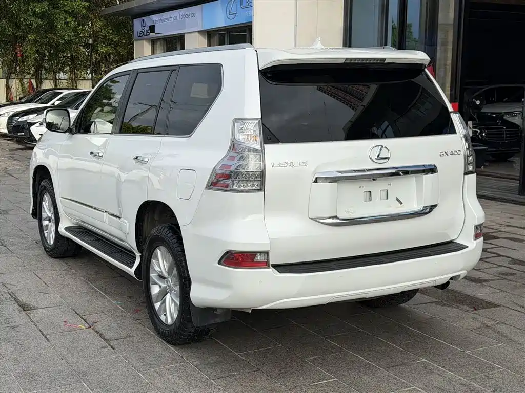 Lexus GX 2014 — фото 4