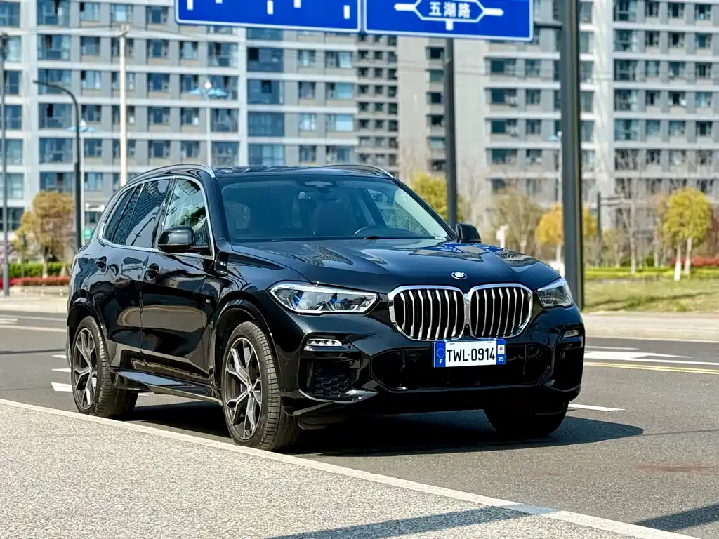 BMW X5 2019 — фото 2