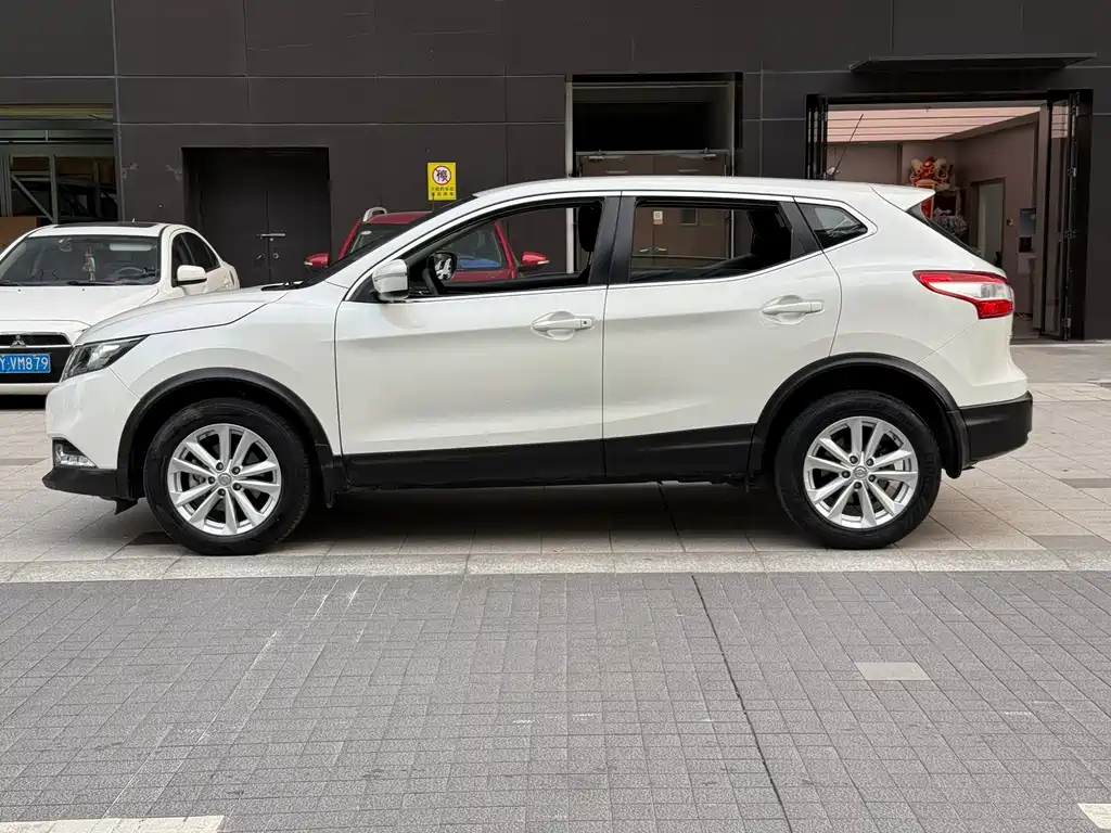 Nissan Qashqai 2017 — фото 4