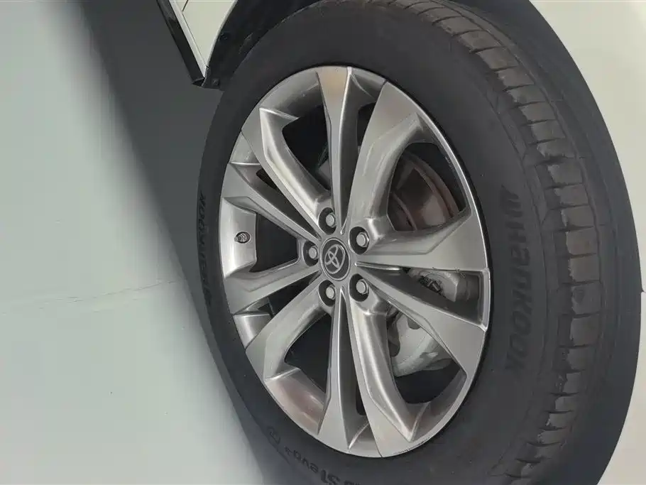 Toyota Sienna 2023