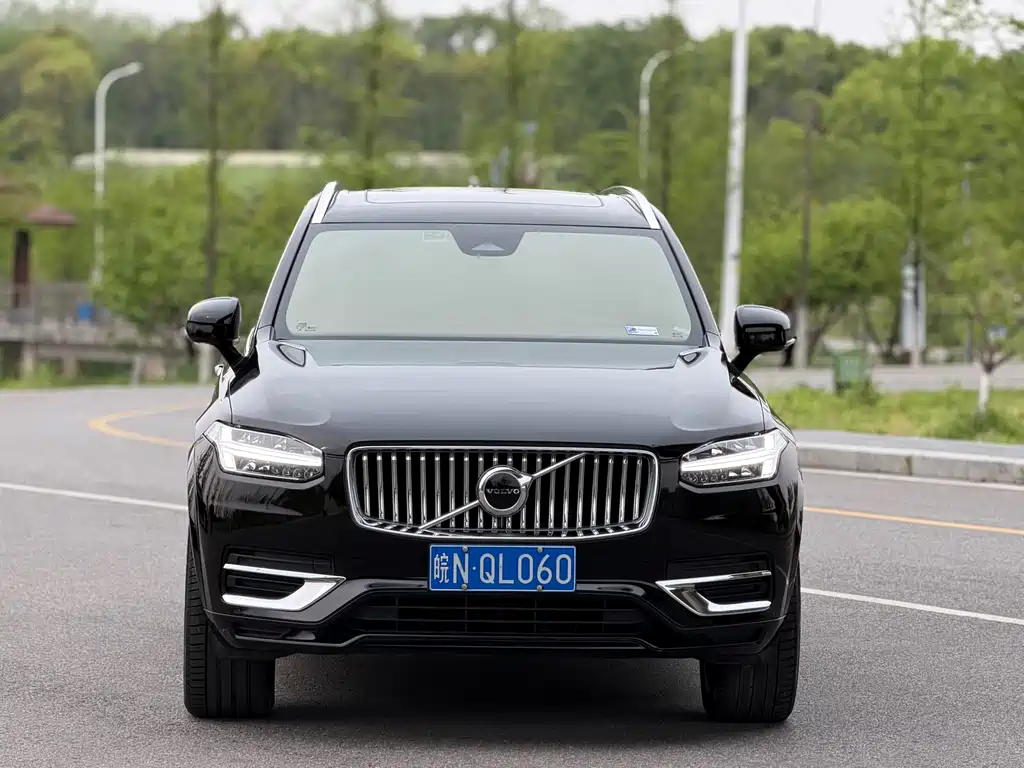 Volvo XC90 2023 — фото 2