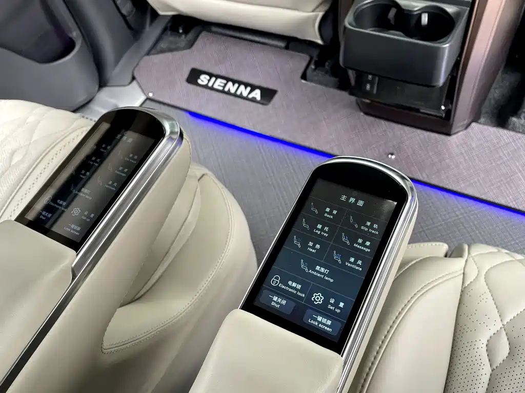 Toyota Sienna 2026 — фото 18