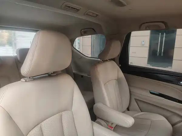 Baojun 730 2016