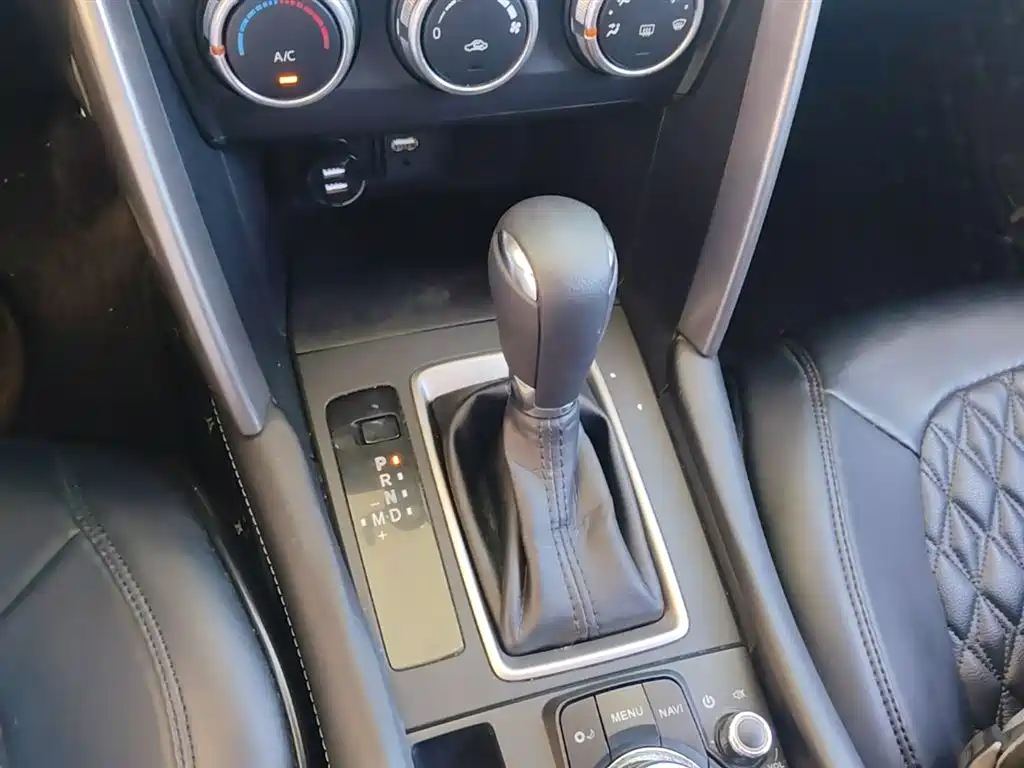 Mazda CX-4 2016 — фото 14