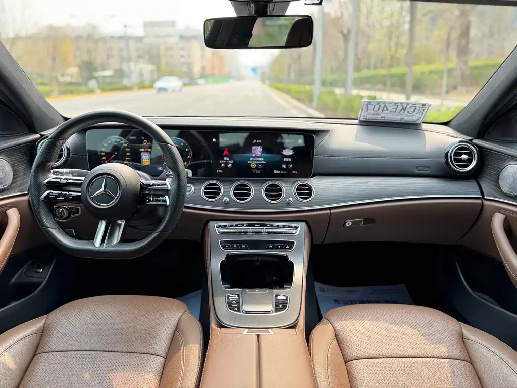 Mercedes-Benz E-Class 2021 — фото 6