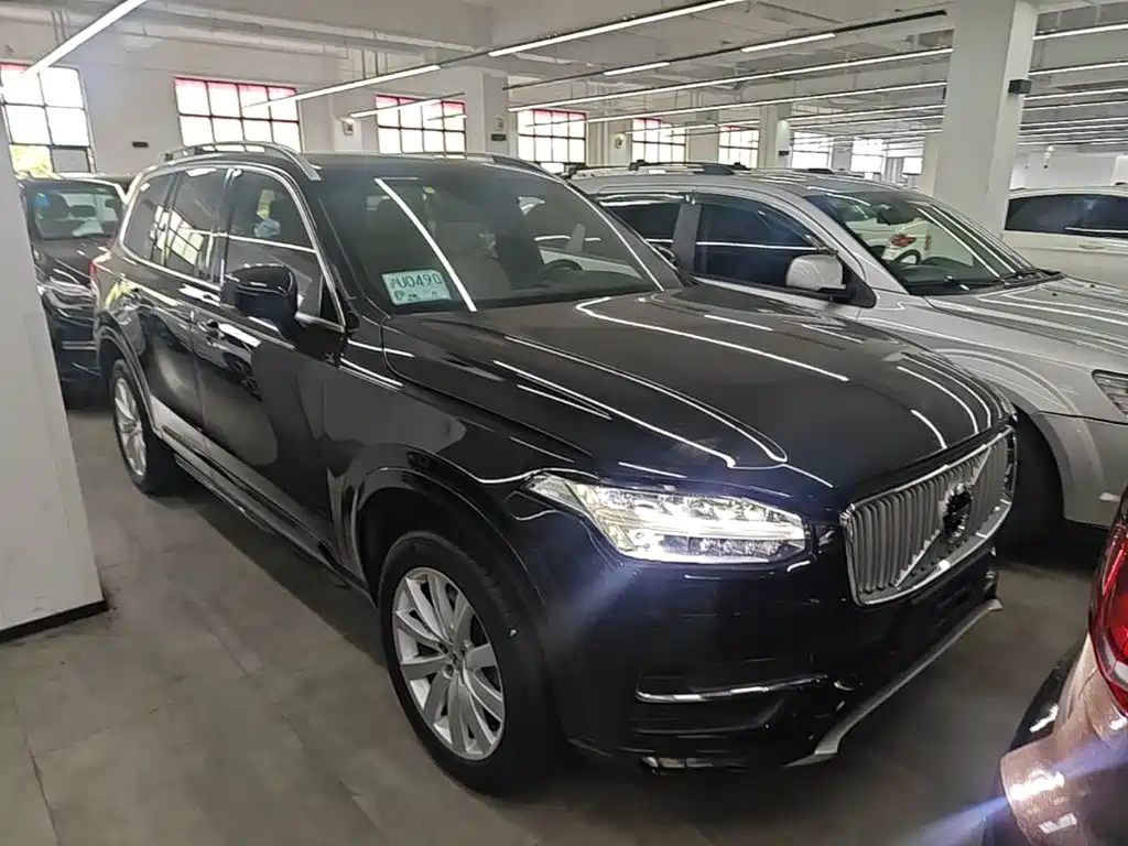 Volvo XC90 2017 — фото 4