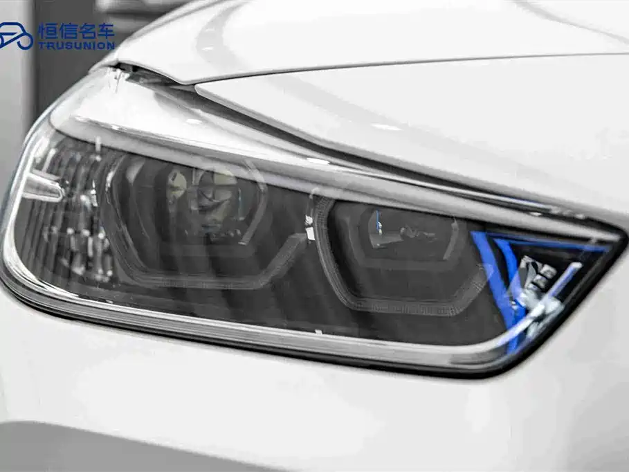 BMW X2 2022 — фото 10