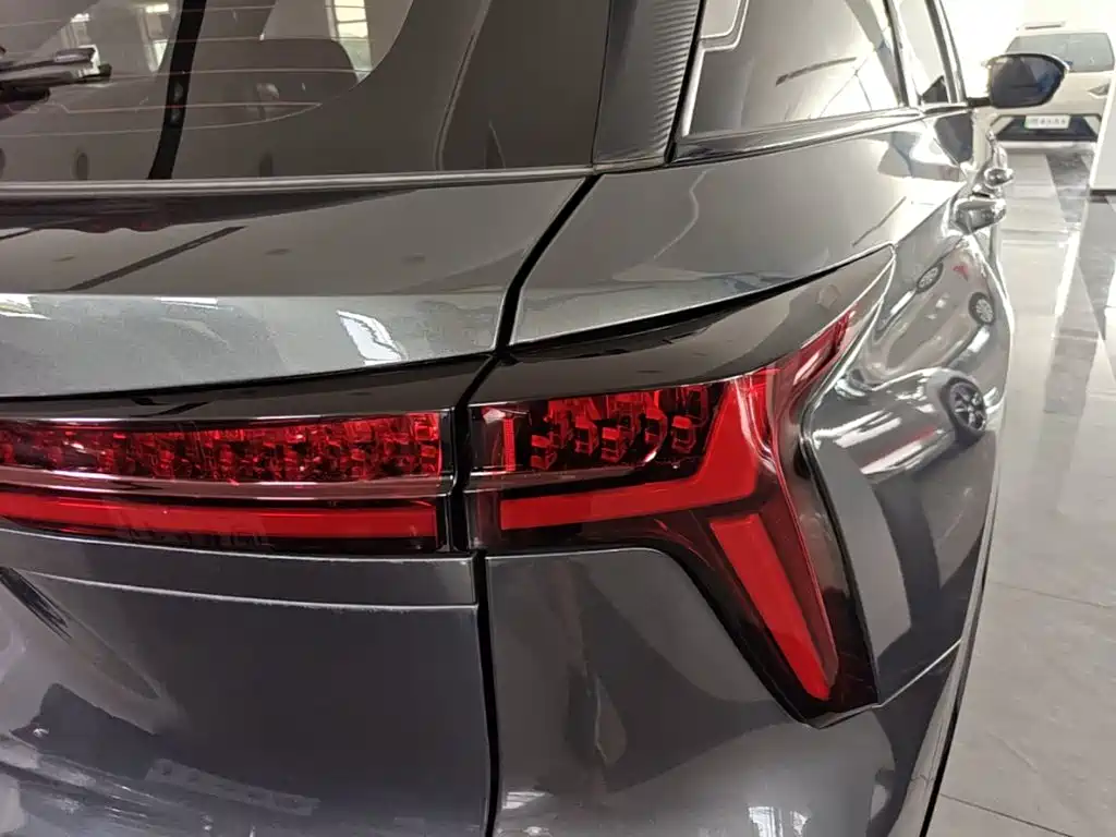 Changan CS75PLUS 2025 — фото 8