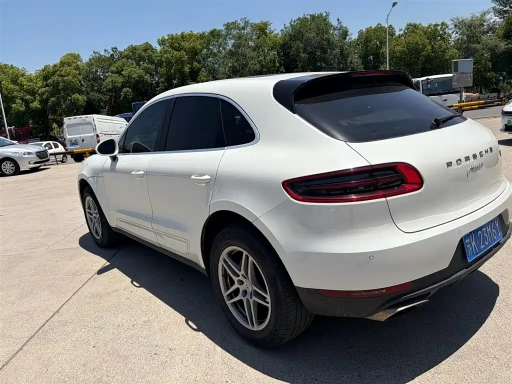 Porsche Macan 2018 — фото 7