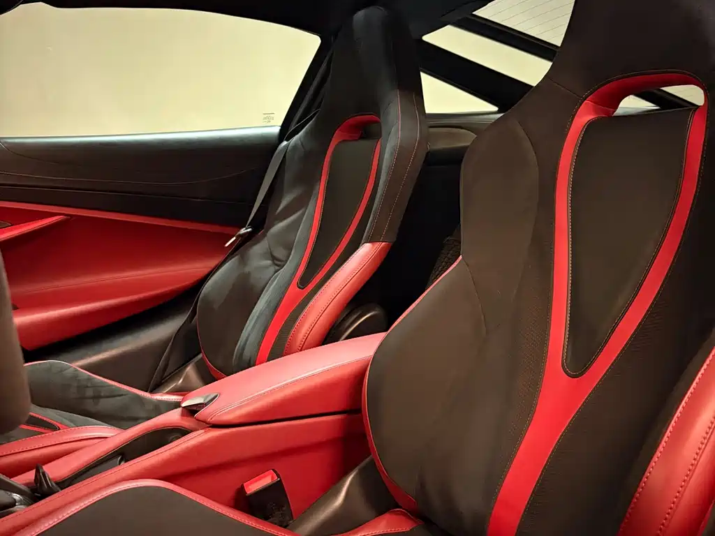 McLaren 720S 2018 — фото 16