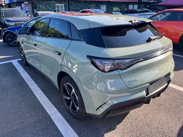 BYD Seal 06GT 2026