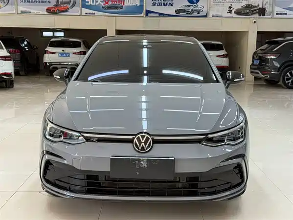 Volkswagen Golf 2022