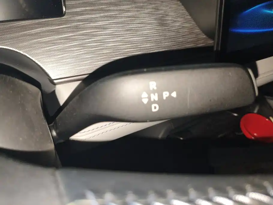 BYD Seal 05 DM-i 2026 — фото 15