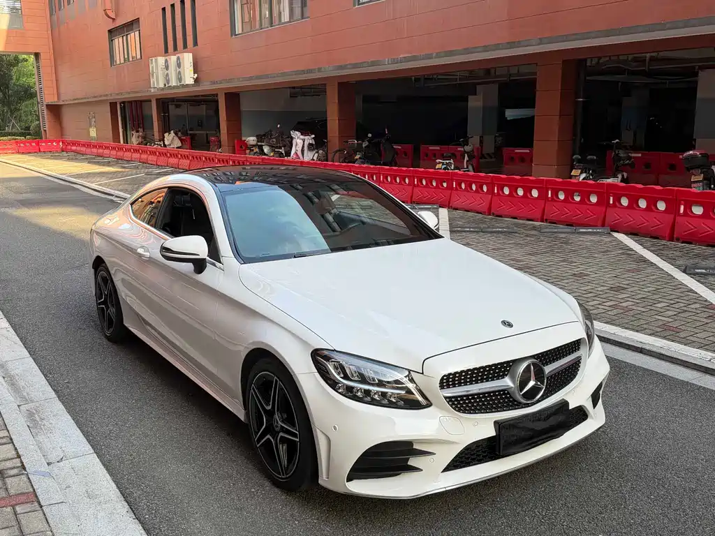 Mercedes-Benz C-Class 2018