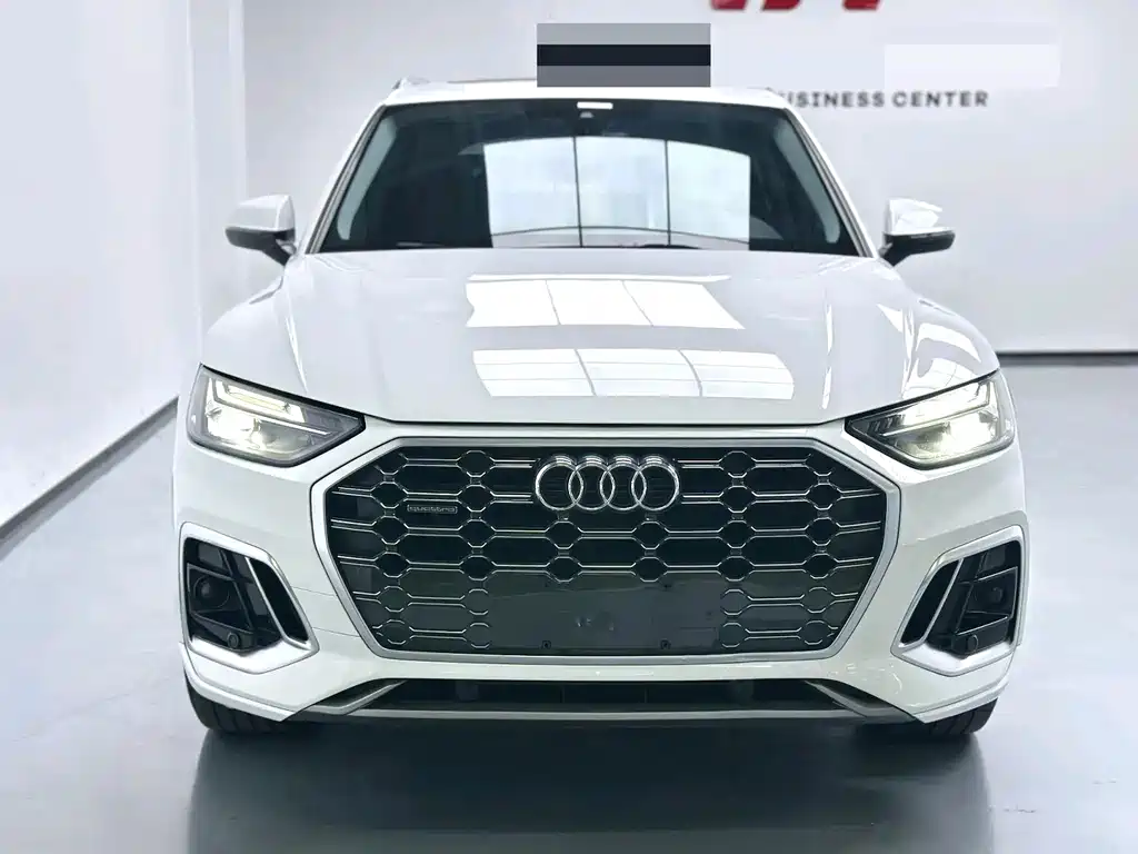 Audi Q5L 2023 — фото 2