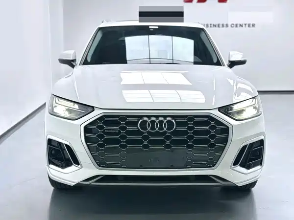 Audi Q5L 2023