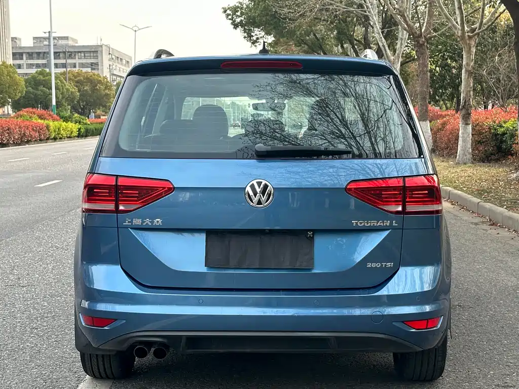 Volkswagen Touran 2016 — фото 5