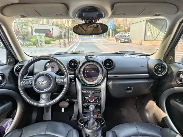 MINI Countryman 2016