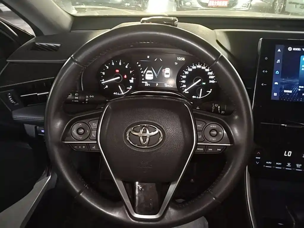 Toyota Avalon 2022 — фото 11