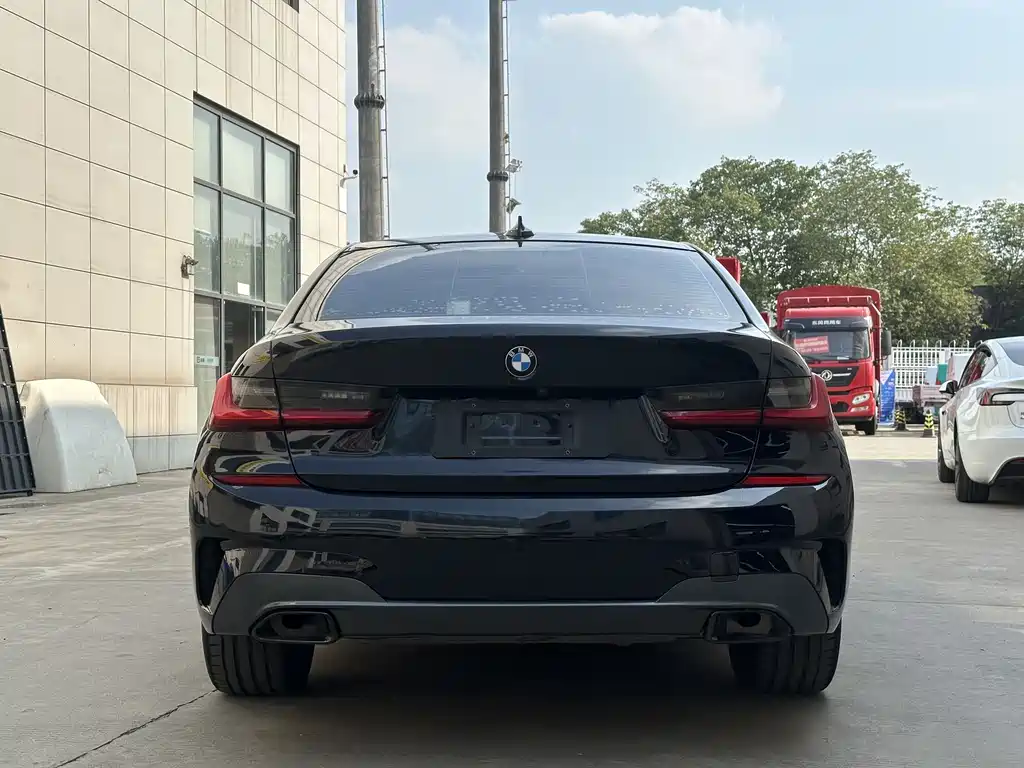 BMW 3 Series 2021