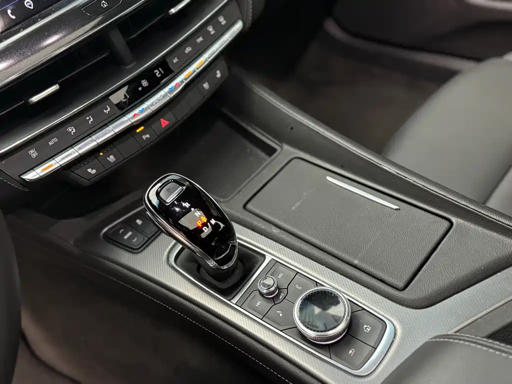 Cadillac CT5 2022 — фото 10