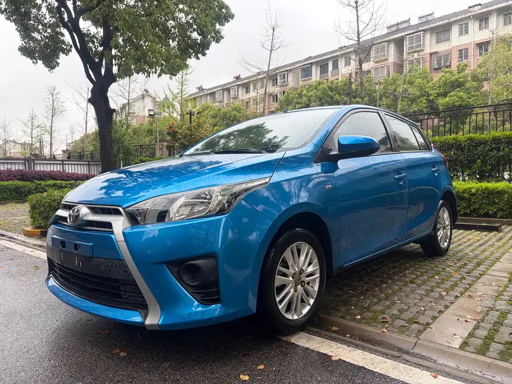 Toyota Yaris L 2016