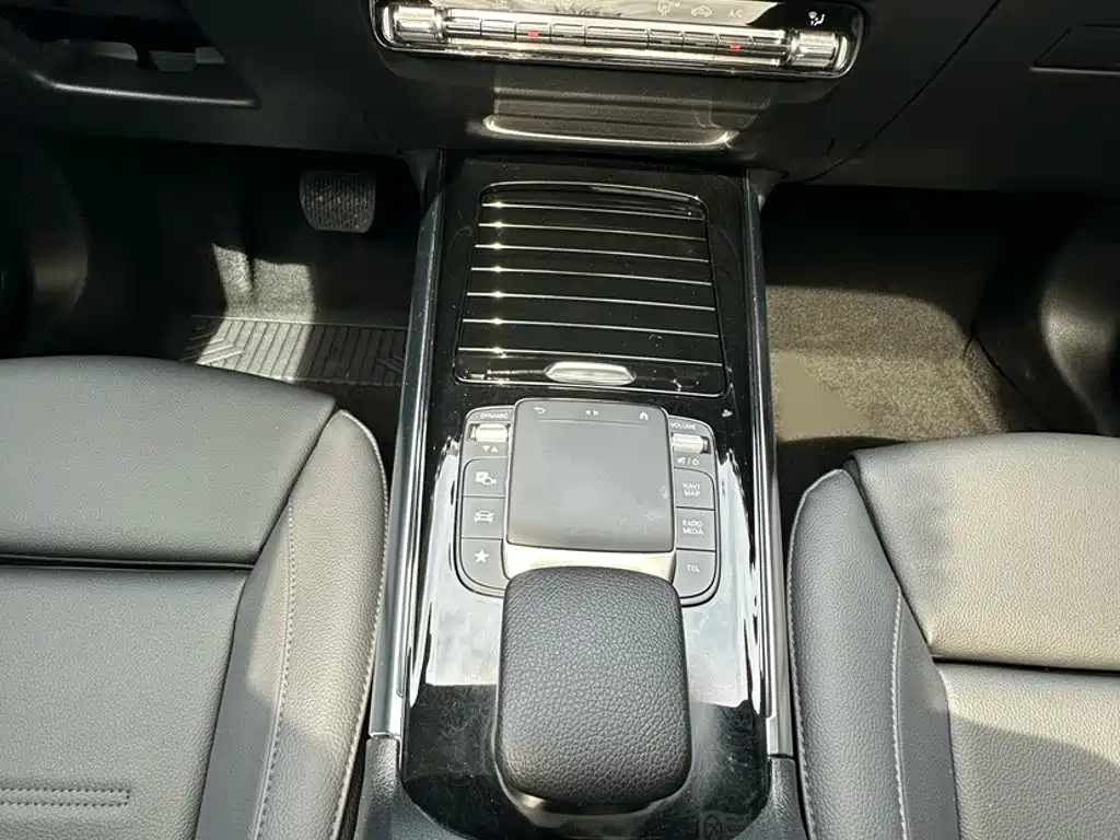 Mercedes-Benz GLA 2021 — фото 20