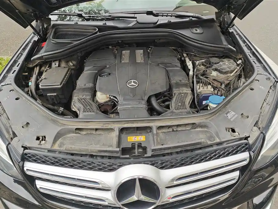 Mercedes-Benz GLE 2016 — фото 10