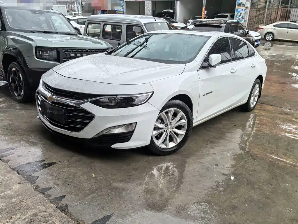 Chevrolet Malibu XL 2022 — фото 1