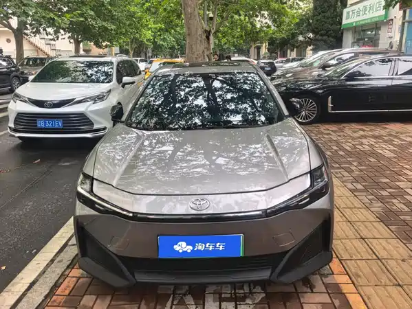 Toyota bZ3 2024