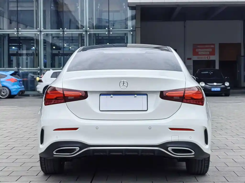 Mercedes-Benz A-Class 2025 — фото 15