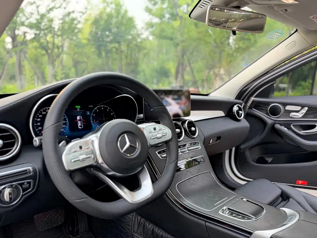 Mercedes-Benz C-Class 2020